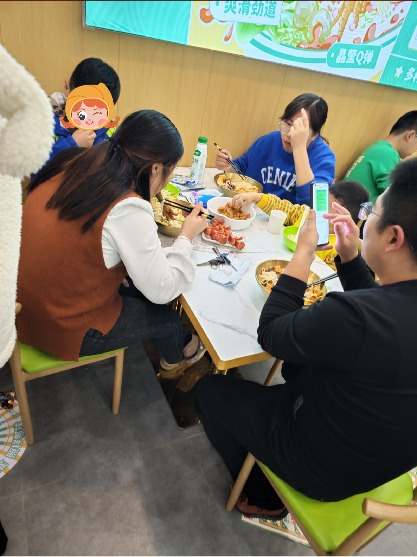 從“小米粉”到“大產業”？朱小小螺螄粉如何突出重圍